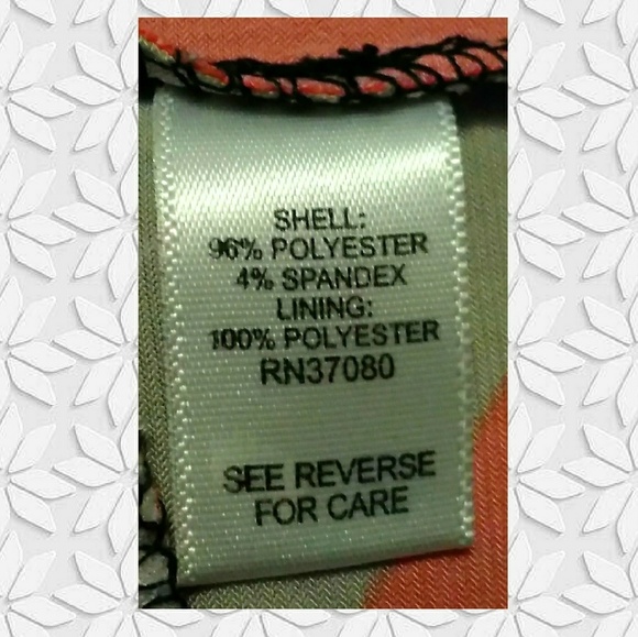 Women's dress - Picture 3 of 4